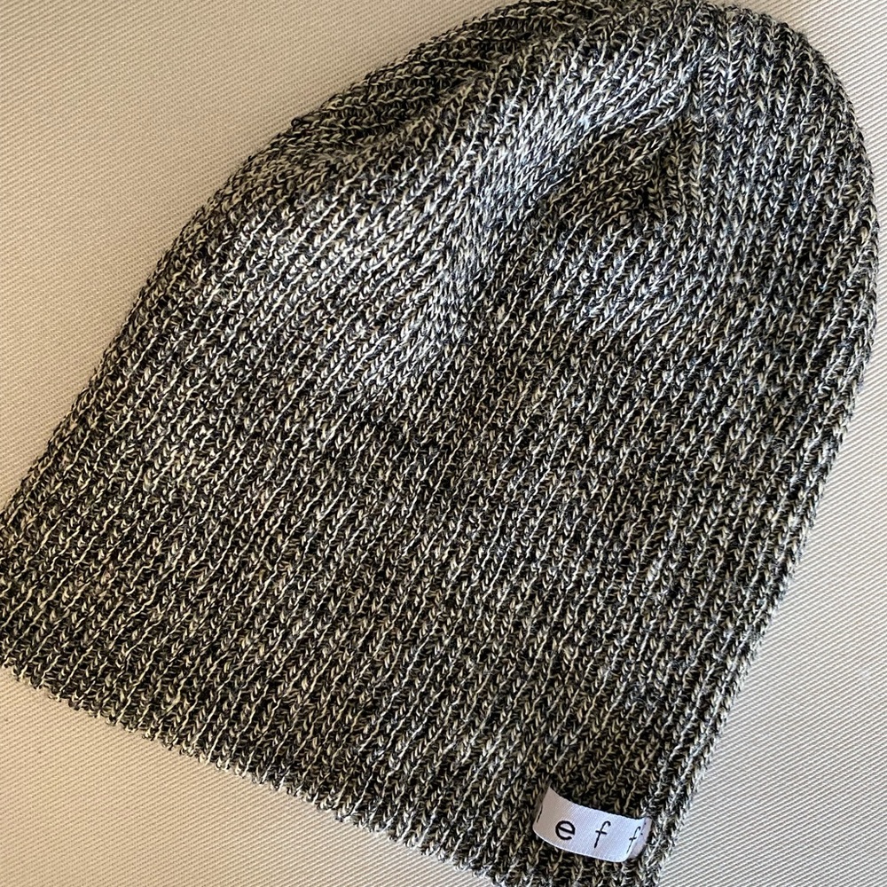 Neff beanie. Brown
